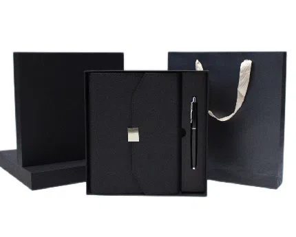 Coffret Business Exécutif 3 Pièces (Carnet, Stylo, Porte-Clés) Personnalisé - Haute Qualité Maroc - personnalise.ma