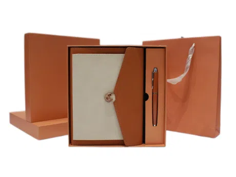 Coffret Cadeau VIP Cuir & High-Tech 4 Pièces Personnalisé - Haute Qualité Maroc - personnalise.ma